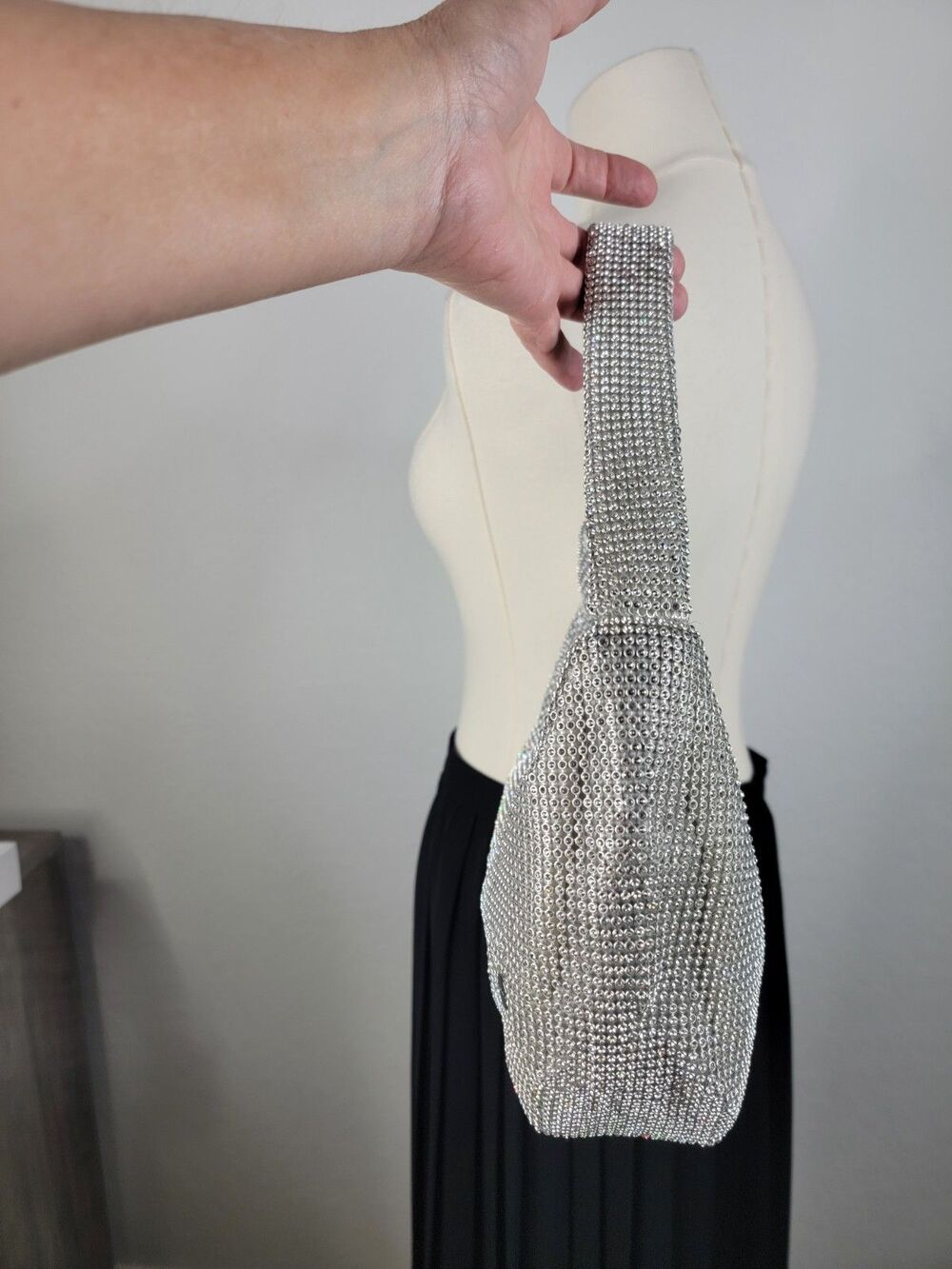 Olga Berg - Jessica Soft Crystal Mesh Croissant Bag Silver - Picture 7 of 17